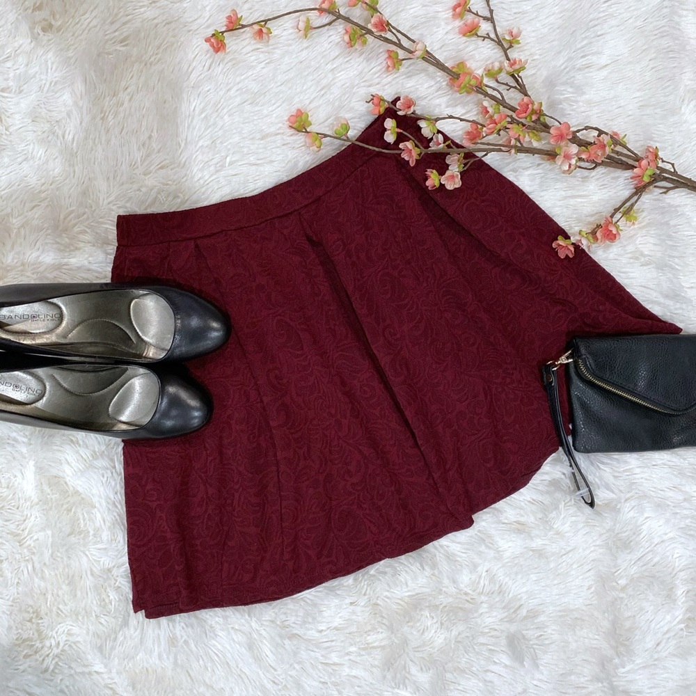 Pleated Dark Red Patterned Skater Skirt SZ M